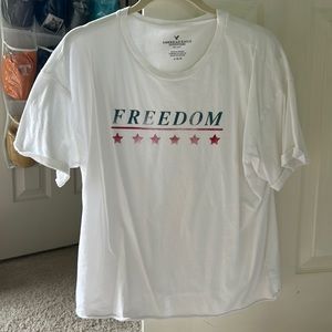 Cropped American eagle shirt